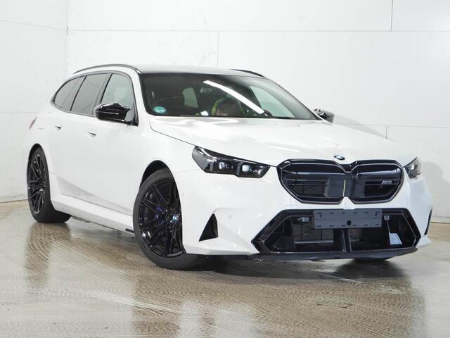 BMW M5 Touring M5 Touring | Trekhaak | Ventilatie | CoPilot | Bowers & Wilkins | M Driver's Package