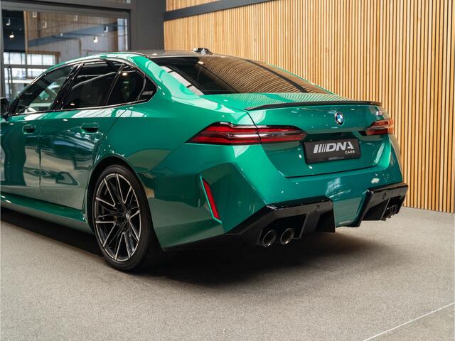 BMW M5 Keramisch Kuipstoelen Pano M5 Special Colour Carbon Harman&Kardon