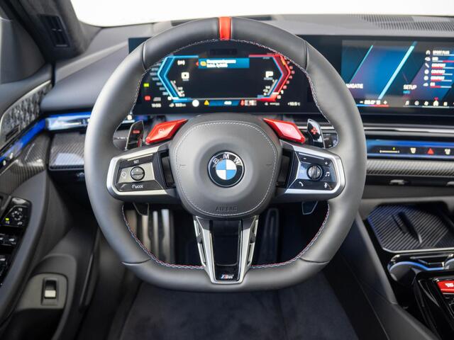 BMW M5 Touring M Driver's Pack | Comfort Pack | Bowers & Wilkins | Panoramadak | M Carbon-keramische remmen