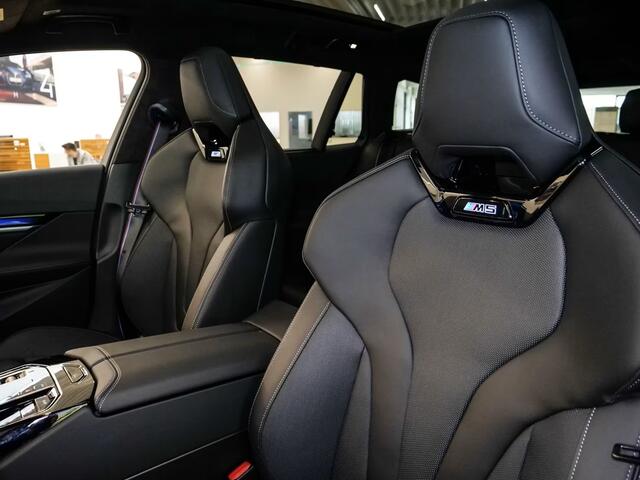 BMW M5 5-serie Touring ** M-DRIVER PACK (305 km/h), B&W, PANO, TREKH, MERINO LEDER, 20/21 INCH LMV ** 1e EIG - UNFALLFREI - Ex BMW AG ** ** INFORMEER OOK NAAR ONZE AANTREKKELIJKE FINANCIAL-LEASE TARIEVEN **