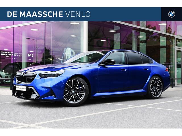 BMW M5 Automaat / Panoramadak / Stoelventilatie / Bowers & Wilkins / M Multifunctionele voorstoelen / Adaptieve LED / Parking Assistant Plus / Driving Assistant Professional
