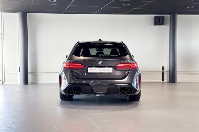 BMW M5 Touring | Glazen Panoramadak | Bowers & Wilkins | Iconic Glow | Stoelventilatie | Trekhaak |