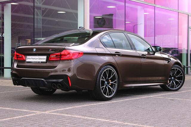 BMW M5 Competition Automaat / M Carbon-keramisch remmen / Bowers & Wilkins / M Multifunctionele Stoelen / Soft Close / Parking Assistant Plus / Adaptieve LED