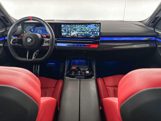 BMW M5 Touring | Keramische remschijven | Trekhaak | M Driver's Pack