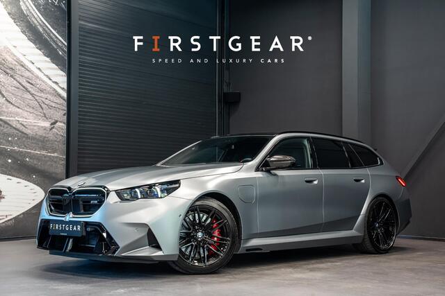 BMW M5 5-serie Touring *Bowers & Wilkins / M-Driver's Package / Stoelventilatie / Panorama / Carbon in- exterieur / Surround-View*