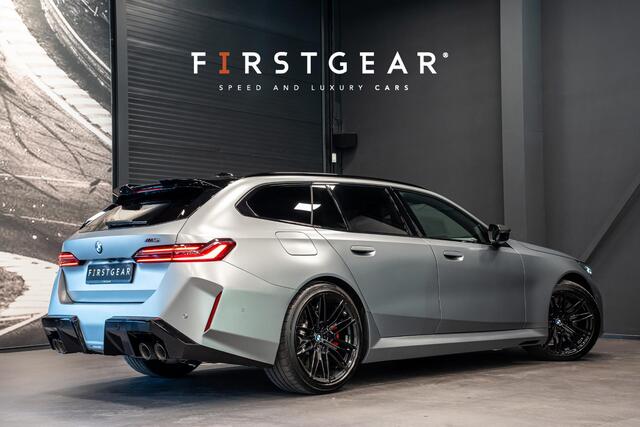 BMW M5 5-serie Touring *Bowers & Wilkins / M-Driver's Package / Stoelventilatie / Panorama / Carbon in- exterieur / Surround-View*