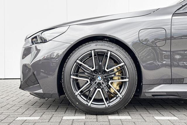 BMW M5 Touring | M Multifunctionele voorstoelen | M Driver's Pack