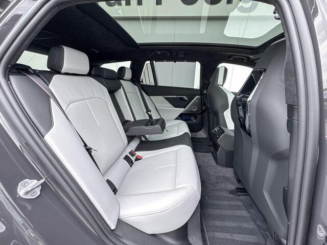 BMW M5 Touring | M Multifunctionele voorstoelen | M Driver's Pack