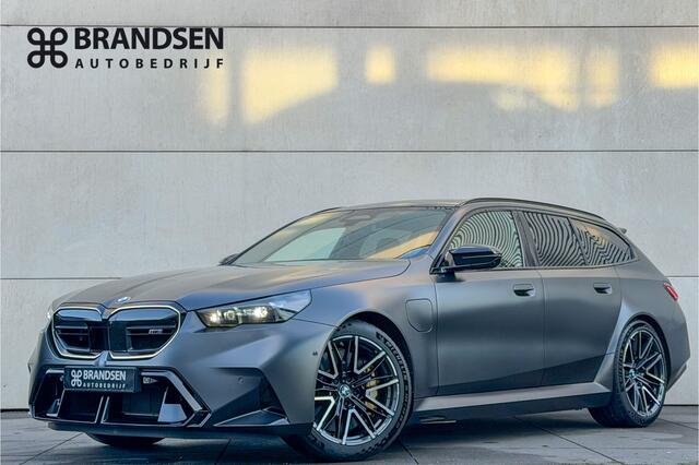 BMW M5 5-serie Touring Mat-Keramisch-M Drivers Pack-Pano-Trekhaak-21"