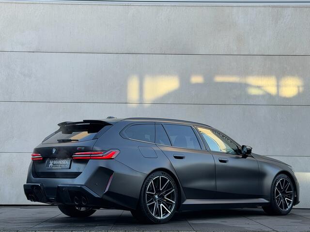 BMW M5 5-serie Touring Mat-Keramisch-M Drivers Pack-Pano-Trekhaak-21"