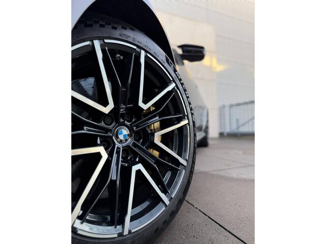 BMW M5 5-serie Touring Mat-Keramisch-M Drivers Pack-Pano-Trekhaak-21"