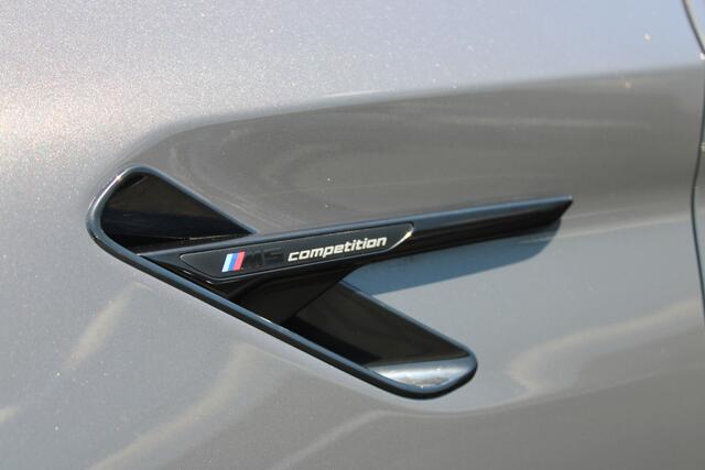 BMW M5 Competition Automaat / Laserlight / M Multifunctionele Stoelen / Soft Close / Comfort Access / Parking Assistant Plus / Stuurverwarming