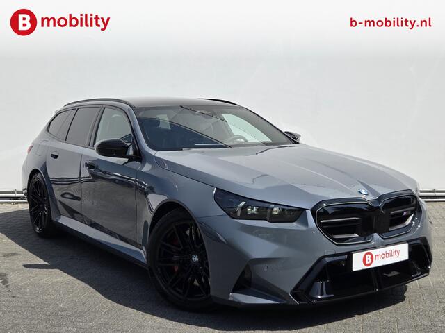 BMW M5 5-serie Touring M-Drivers Package Origineel NL Panoramadak Trekhaak | Bowers&Wilkins | Stoelverwarming/Ventilatie | Head-Up | Adaptieve LED Koplampen