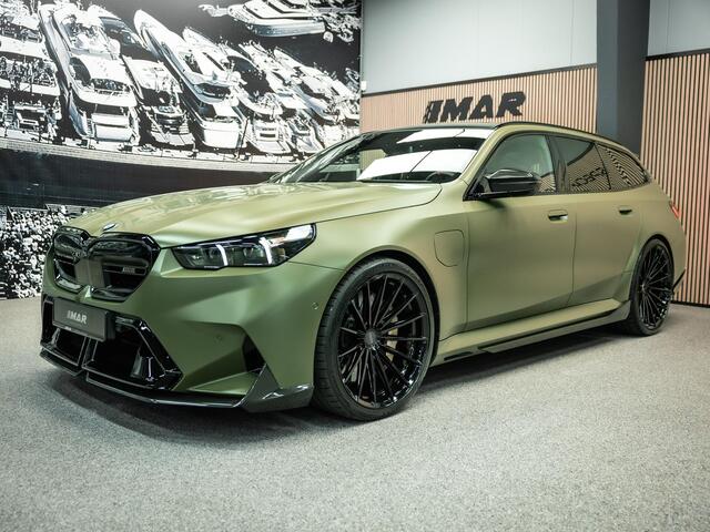 BMW M5 5-serie Touring Unieke kleur, Vossen 23/22 inch,Akrapovic, Carbon pack rondom