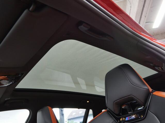 BMW M5 M5 Touring | Sakhir Orange Individual | Panorama | Trekhaak | Bowers & Wilkins | 7ME M-Drivers Package mogelijk