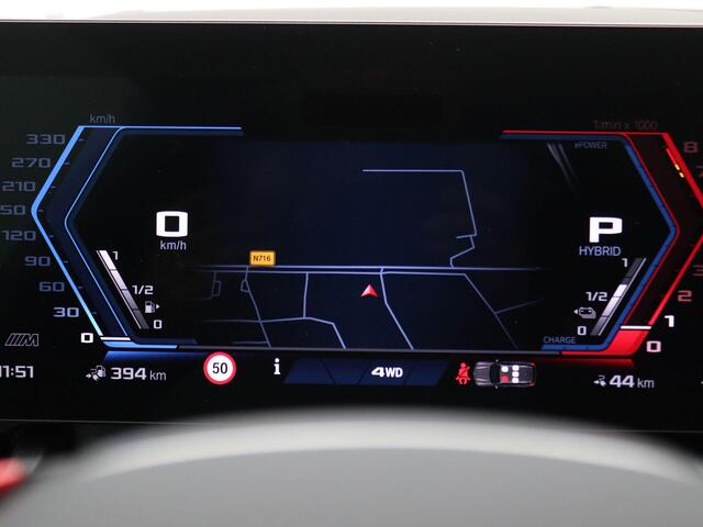 BMW M5 5-serie Touring Keramische remschijven, Panoramadak, Head-Up Display, Adaptieve Cruise Controle, Keyless, Side Assist, M-Drivers Pack, Bower&Wilkins Audio, Comfort Pack, Trekhaak, 21" LM Velgen