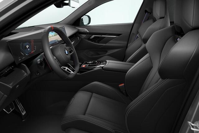 BMW M5 5-serie Touring M Driver's Pack | Comfort Pack | Bowers & Wilkins | M Carbon Keramische Remmen | Parking Assistant Professional | Driving Assistant Professional