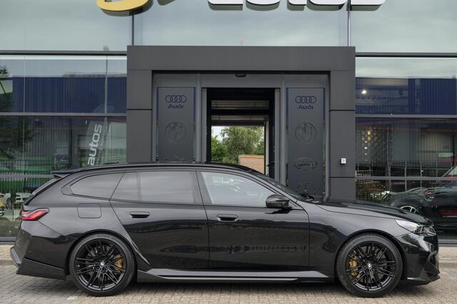 BMW M5 Touring V8 727pk Hybrid Panoramadak Keramisch Full carbon pack *BTW* NLauto VOL VOL VOL!!!