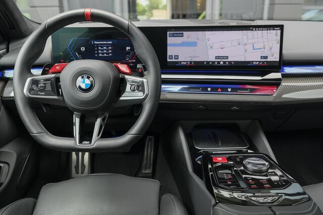 BMW M5 Touring V8 727pk Hybrid Panoramadak Keramisch Full carbon pack *BTW* NLauto VOL VOL VOL!!!