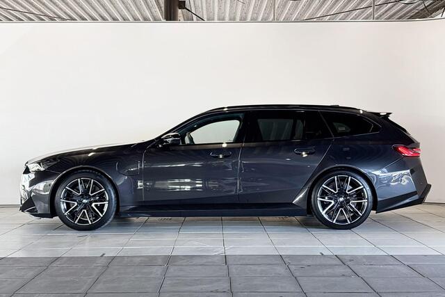 BMW M5 Touring M Drive Professional - Verwacht: Augustus 2026