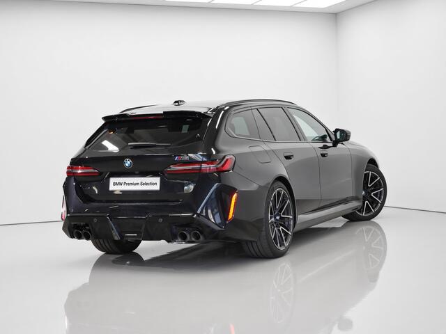 BMW M5 M5 Touring | 2026 | CoPilot | Bowers & Wilkins Surround Sound System | 7ME M-Drivers Package mogelijk