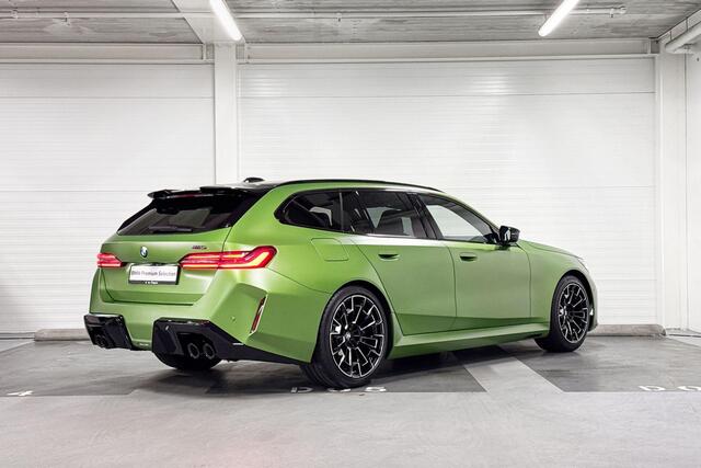 BMW M5 Touring Individual Frozen Tampa Bay Green | M Drive Professional | Comfort Pack | Bowers & Wilkins | Head-up Dislplay