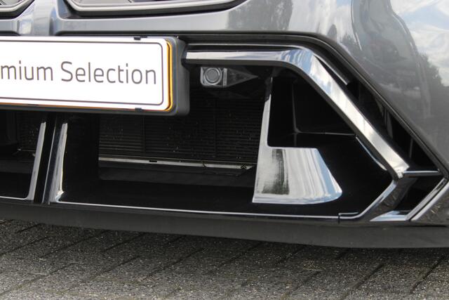 BMW M5 Automaat / Trekhaak / M Drive Professional / Comfort Access / Adaptieve LED / Bowers & Wilkins / Stoelventilatie / Parking Assistant Professional