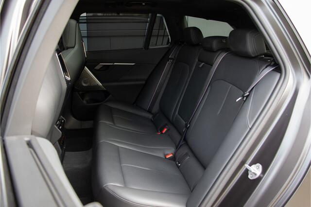 BMW M5 Touring 727PK | Keramische | NL Auto | BTW | M Drivers Package | ACC | Bowers & Wilkins | Lane & Side Assist | 360 Camera | Carbon | Led | E.TH 2000kg | Panoramadak | Fabrieksgarantie 2028 | BMW Individual Frozen Deep Grey Metallic | Driving Assistant Professional | Memory | Led | Ventilatie + Stuurverwarming | Stoelverwarming 4X | Iconic Gl