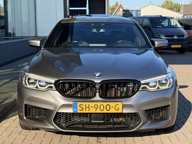BMW M5 5-serie | B&W | Head-Up | Memory | Carbon | 360 | Rear Entertainment | ACC | Stoelverkoeling + Verwarming |