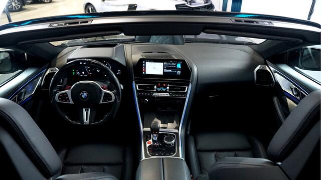 BMW M8 8-serie Competition Cabrio 600kW/815pk Aut8 LASER LIGHT + NIGHT VISION + DRIVING ASSISTANCE + SOFTCLOSE + LIVE COCKPIT + AKRAPOVIC + WAGNER INTERCOOLER + EVENTURI INLAAT + CARBON LED-STUUR + NEKVERWARMING + BOWERS&WILKINS + 360 CAMERA + 21" CONCAVER LM-VE