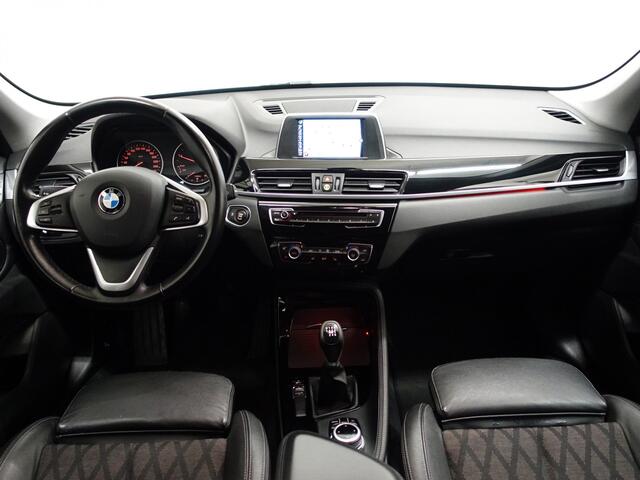 BMW X1 1.6D X-Line High Executive- Xenon Led, Sport leder Interieur, Camera, Dynamic Select, Sfeerverlichting