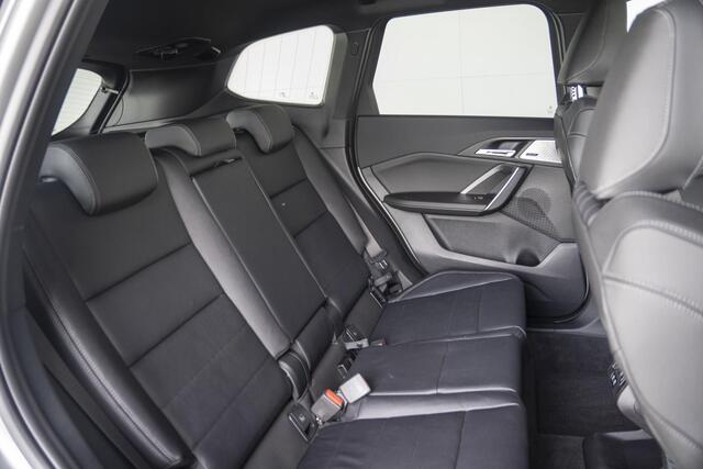 BMW X1 18i sDrive Aut. / Achteruitrijcamera / Comfort Acces/ Harman Kardon / Elektrische trekhaak