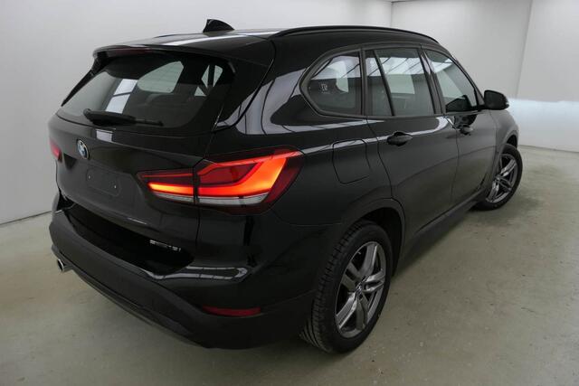 BMW X1 sDrive18i | Panorama | Leder | LED | Comfort Acces | 18"M-Sport velgen