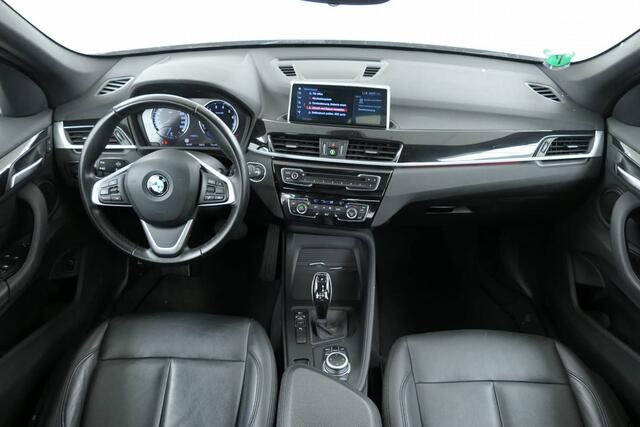 BMW X1 sDrive18i | Panorama | Leder | LED | Comfort Acces | 18"M-Sport velgen