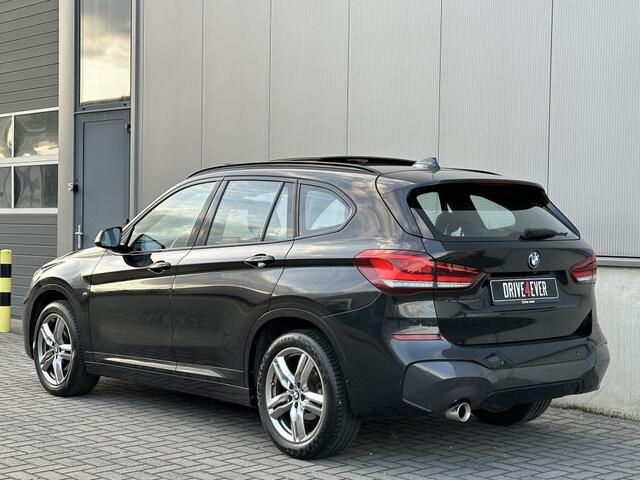 BMW X1 sDrive18i M PACK 2022 PANO NAVI CR CONTROL CAMERA CLIMATE CONTRO