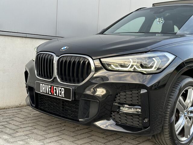 BMW X1 sDrive18i M PACK 2022 PANO NAVI CR CONTROL CAMERA CLIMATE CONTRO