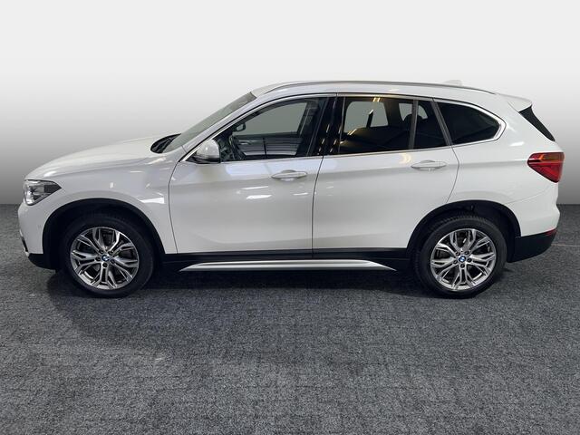 BMW X1 sDrive20i Orange Edition III