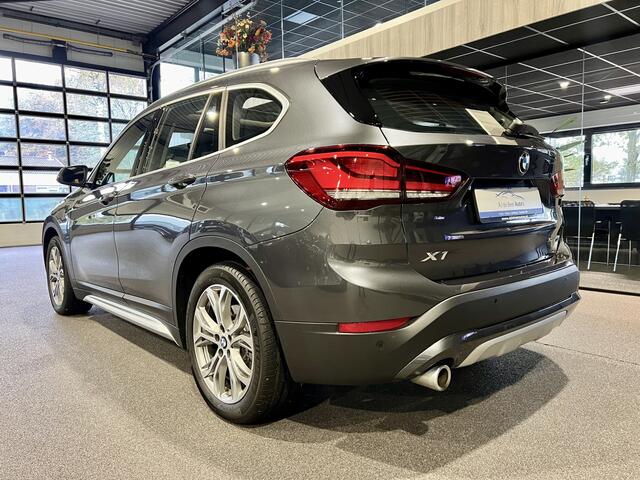 BMW X1 xDrive25e High Executive X-Line Panorama | Camera | HUD | Navigatie | BTW