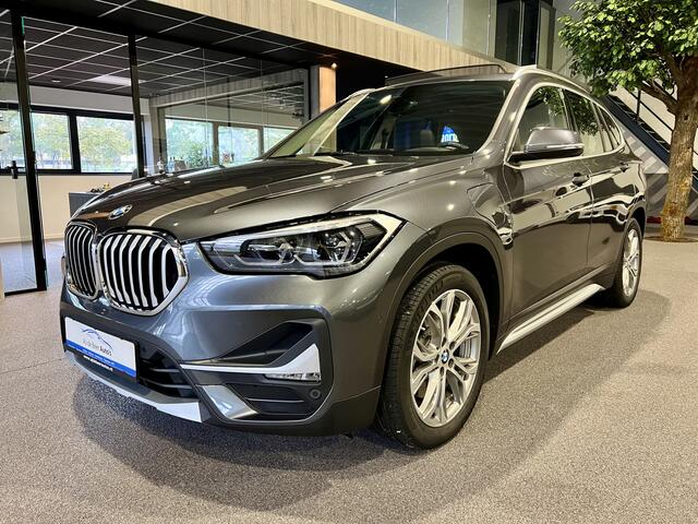 BMW X1 xDrive25e High Executive X-Line Panorama | Camera | HUD | Navigatie | BTW