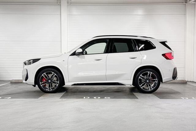 BMW X1 sDrive20i | M-Sport Pro | Travel Pack | Premium Pack | Panoramadak | Comfort Access