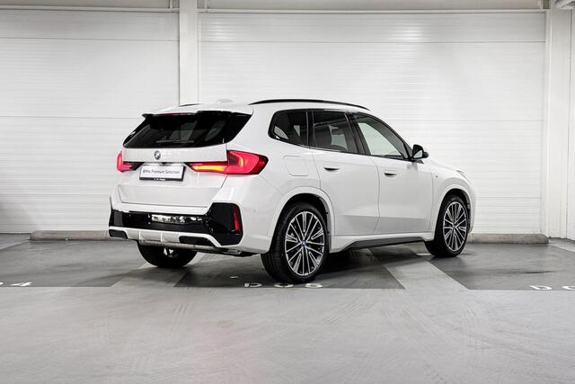 BMW X1 xDrive25e | M-Sport Pro | Travel Pack | Premium Pack | Comfort Pack | Harman/Kardon | Panoramadak | Comfort Access