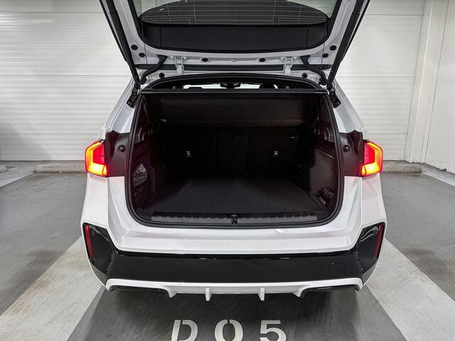 BMW X1 xDrive25e | M-Sport Pro | Travel Pack | Premium Pack | Comfort Pack | Harman/Kardon | Panoramadak | Comfort Access