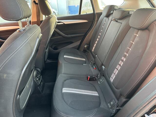 BMW X1 sDrive18i High Executive | Nieuw Binnen! | Cruise | Trekhaak | Stoelverwarming