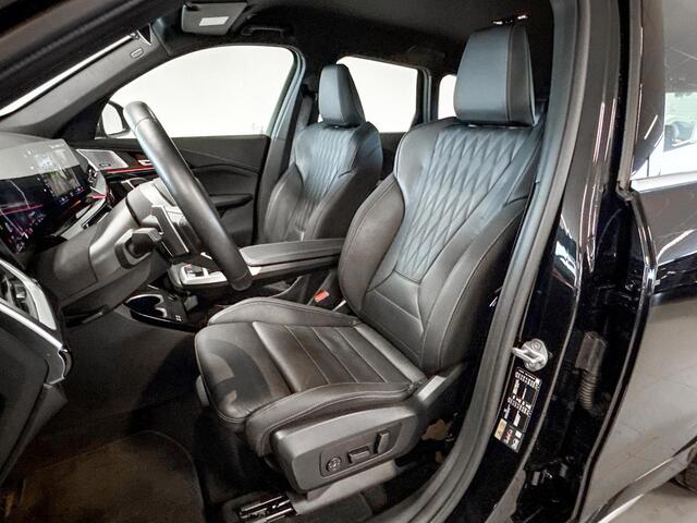 BMW X1 xDrive30e | X-Line | Elektrische stoelen | Harman Kardon | Headup display