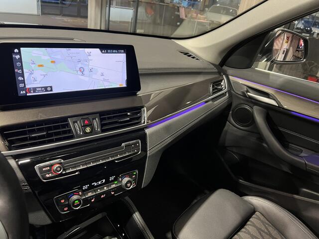BMW X1 xDrive25e High Executive Panaroma | HUD | LED | Verwarmd stuur | 220 PK