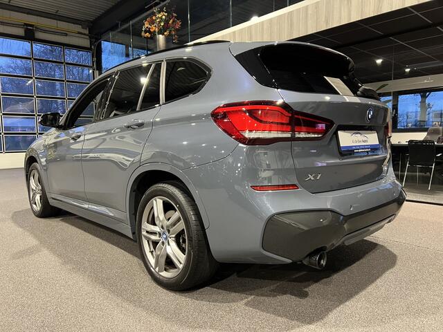 BMW X1 xDrive25e Executive Storm Bay Metallic | Panorama | Camera | 4x4
