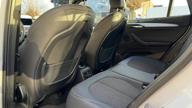BMW X1 xDrive25e High Exec. | M-Sport | Navi | Stoelverwarming