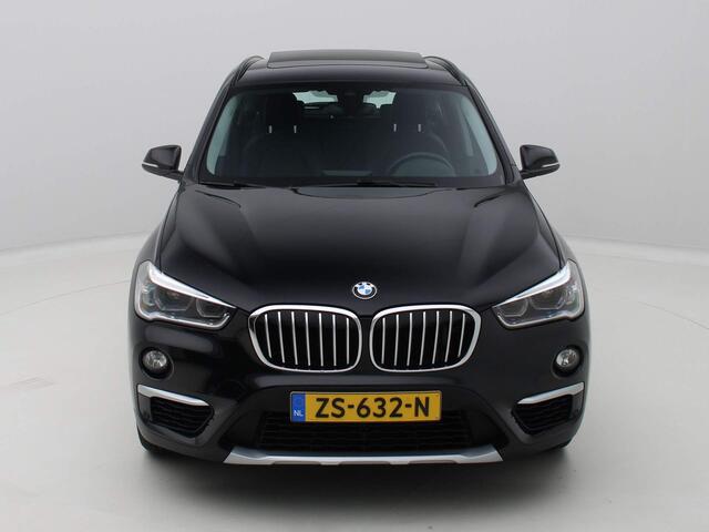 BMW X1 sDrive20i High Executive Panorama 192 PK.