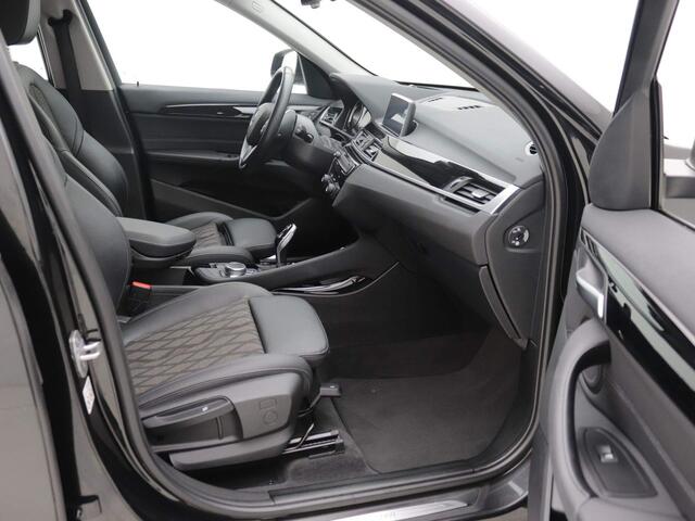 BMW X1 sDrive20i High Executive Panorama 192 PK.