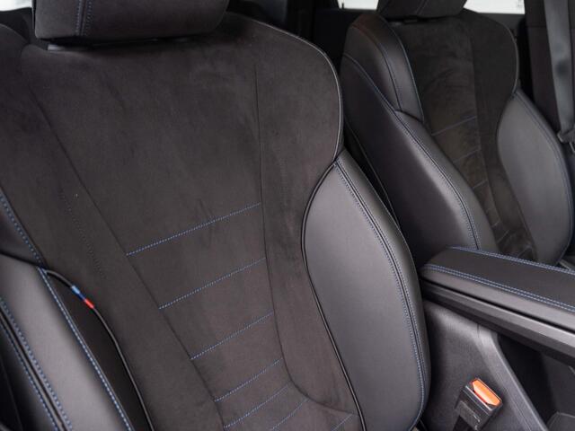 BMW X1 sDrive18i | M Sportpakket | Premium Pack | 19 inch | Comfort Access | Stoelverwarming | Driving Assistant | Trekhaak